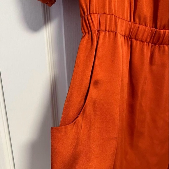 Beautiful Michael Kors Party dress that hits above the knee. - Picture 4 of 5